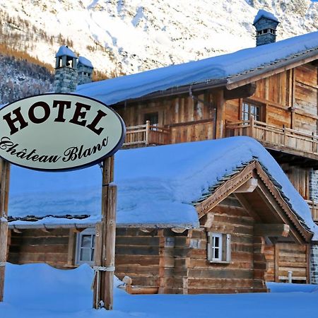 Relais Du Chateau Blanc La Thuile Bagian luar foto