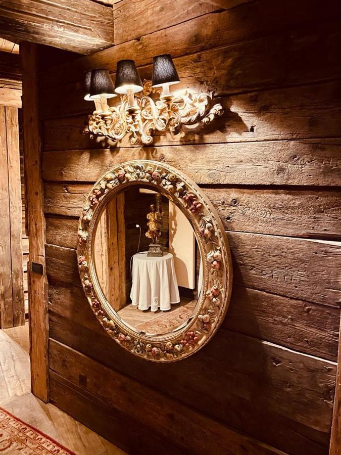 Relais Du Chateau Blanc La Thuile Bagian luar foto